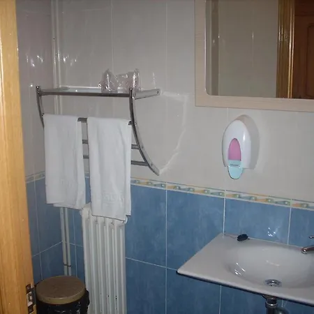 Corona De Castilla Отель Villares de la Reina