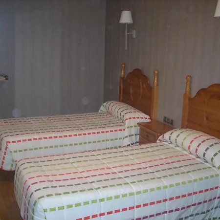 Hotel De Castilla Villares de la Reina